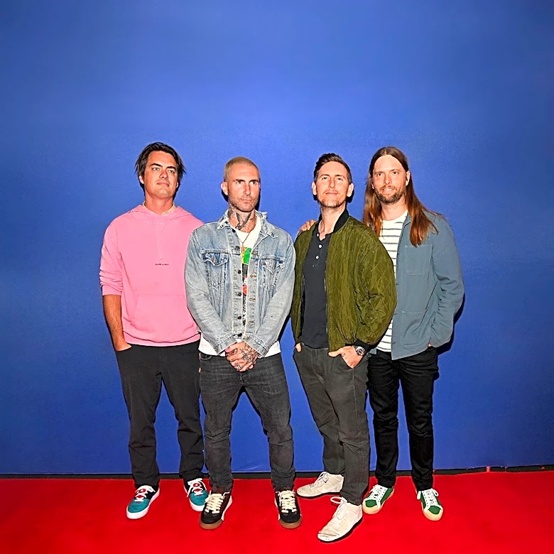 Maroon 5 and Wiz Khalifa's 'Payphone' Music Video Achieves One Billion YouTube Views