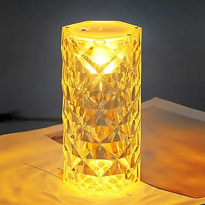 Walmart Offers Affordable Vintage-Inspired Scalloped Crystal Table Lamp