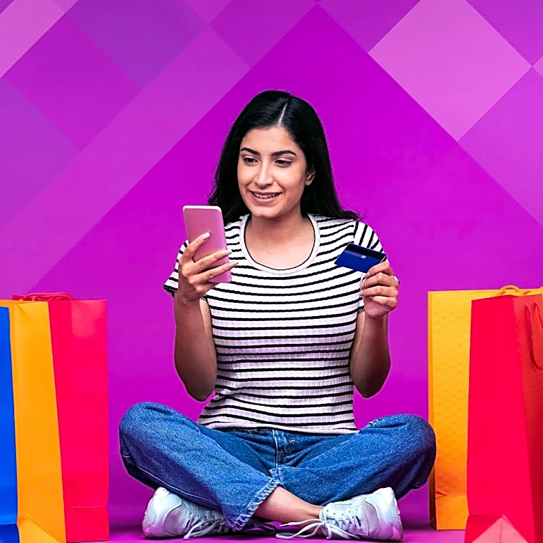 Credit Card Features for Online Shoppers Emphasize Rewards and Security