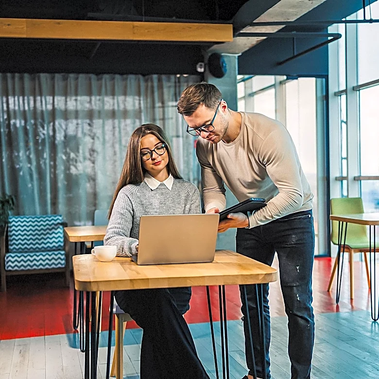Hybrid Work Model Gains Traction Among U.S. Companies for Flexibility and Collaboration