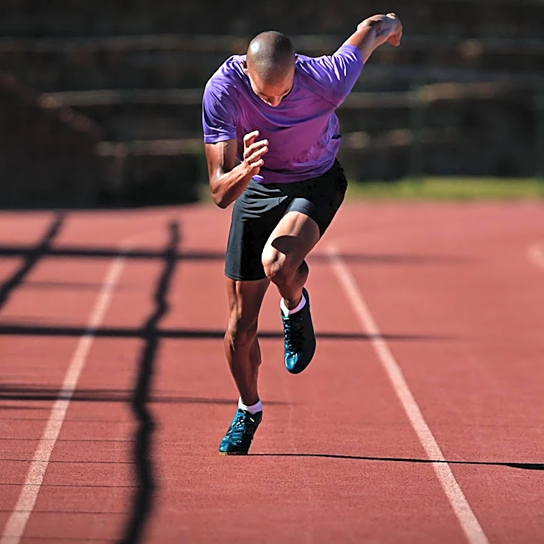 Running Coaches Detail Benefits and Execution of Tempo Runs for Enhanced Speed and Endurance