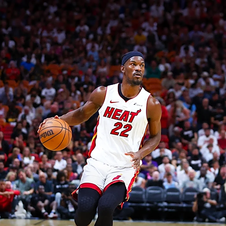 Miami Heat Reportedly Unwilling to Retire Jimmy Butler's No. 22 Jersey
