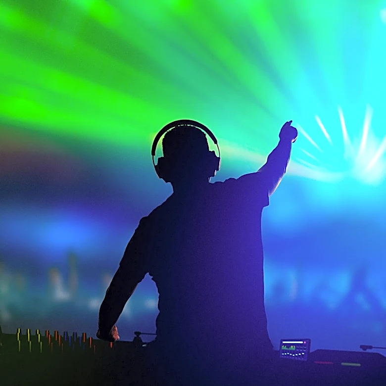 ACRAZE Signs with WME for Worldwide Live Touring Representation