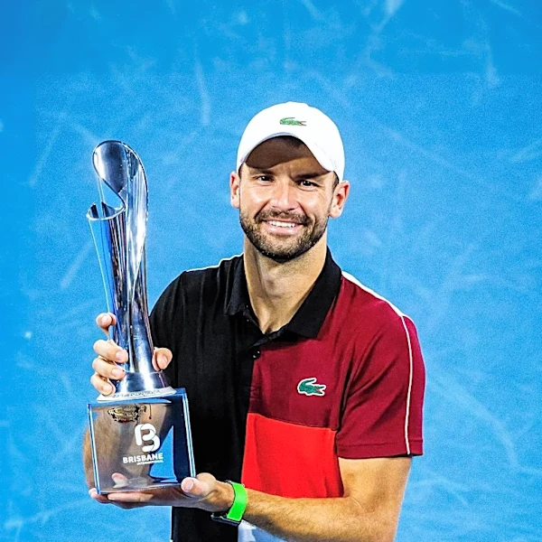 Professional Tennis Players Earn Income Primarily Through Tournament Prize Money, Not Guaranteed Salaries