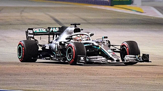 Ferrari Mechanics' Gesture at 2023 Singapore GP Influenced Lewis Hamilton's Move
