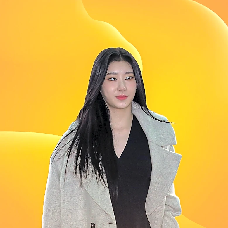Lee Chae-yeon Confirmed for Official Solo Debut in Japan with New Single and Showcase