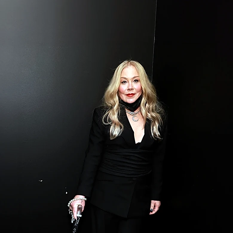 Christina Applegate Shares First Video After Hospitalization for Multiple Sclerosis