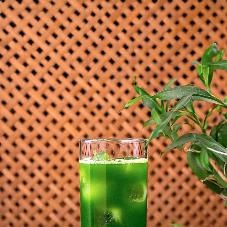 Suja Organic's Green Delight Juice Offers Nutrient-Rich, Plant-Based Option