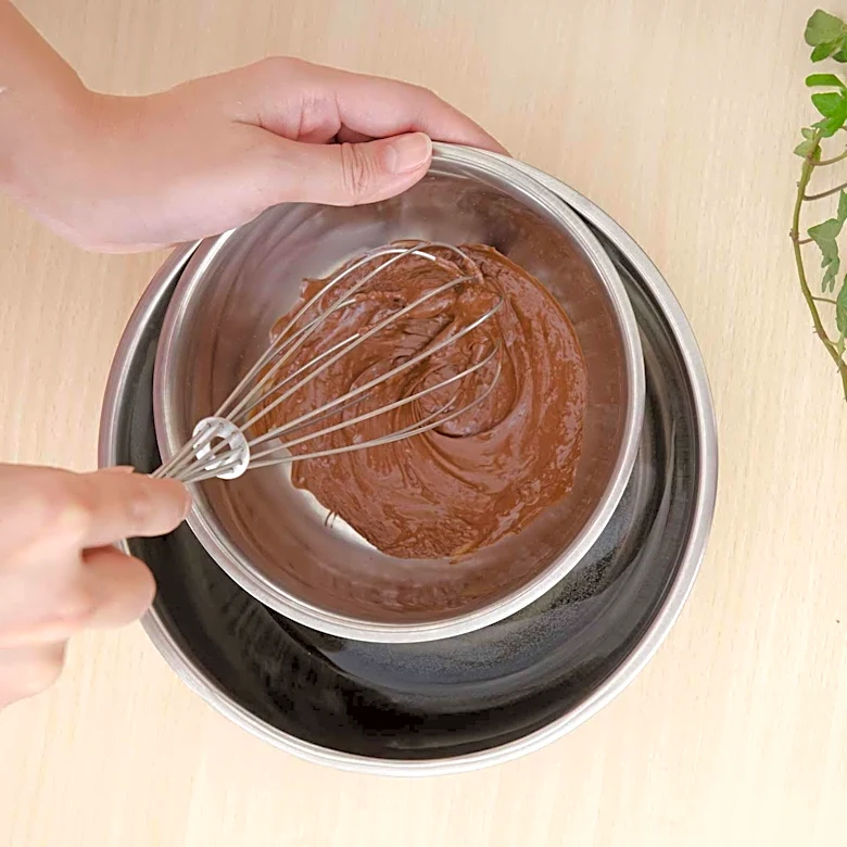 Culinary Experts Recommend Enhancements for Boxed Cake Mixes