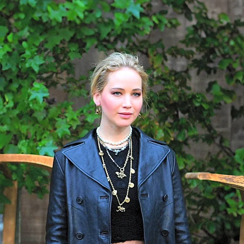 Jennifer Lawrence Elevates Casual Outfits with Leopard Print Shoes