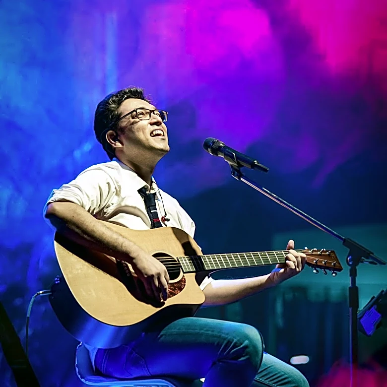 Boston University Junior Enrico Rao Gains Recognition as Indie Singer-Songwriter