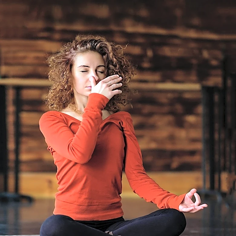 Syracuse University Students Experience Yoga and Breathwork with Organ Sound Bath at Hendricks Chapel