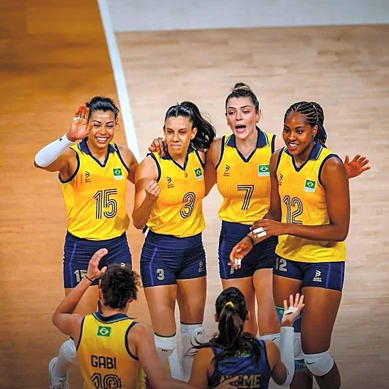 No. 2 Pitt Women's Volleyball Sweeps No. 12 Stanford in Nationally Televised Match