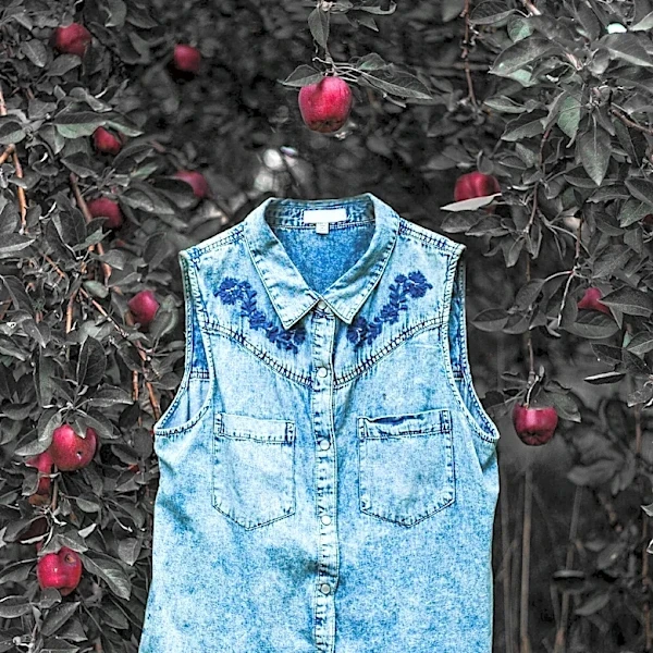 Indigo Becomes Key Denim Trend for Autumn, Led by Shirt Dresses