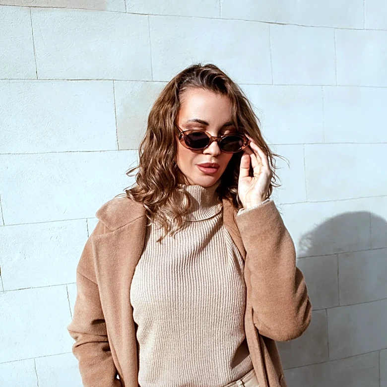 The Frankie Shop's Signature Layers Inspire 'Dupe' Culture Amidst High Demand