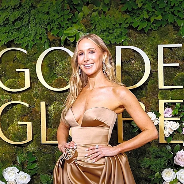 Comedian Nikki Glaser Apologizes for "Dumb Joke" About Disabled Trans Influencer Briel Adams-Wheatley