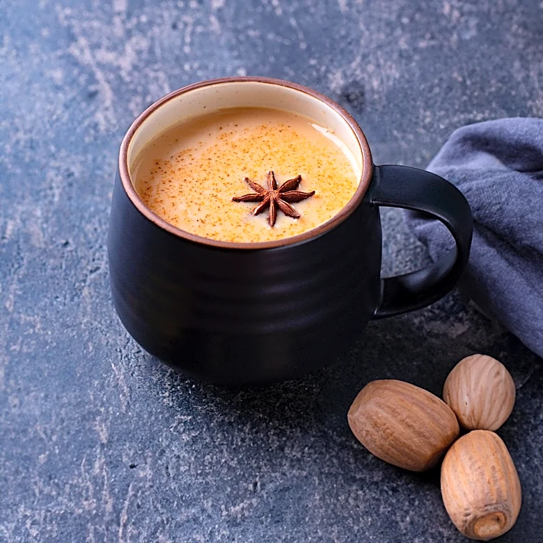HTeaO Introduces Limited-Time Spiced Cookie Crumble and Toasted Coconut Chai Lattes