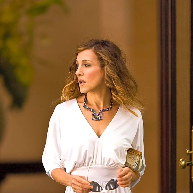 New 'Carrie Bradshaw Index' Reveals Solo Renters in NYC Need $154K Annual Salary for Studio Apartment