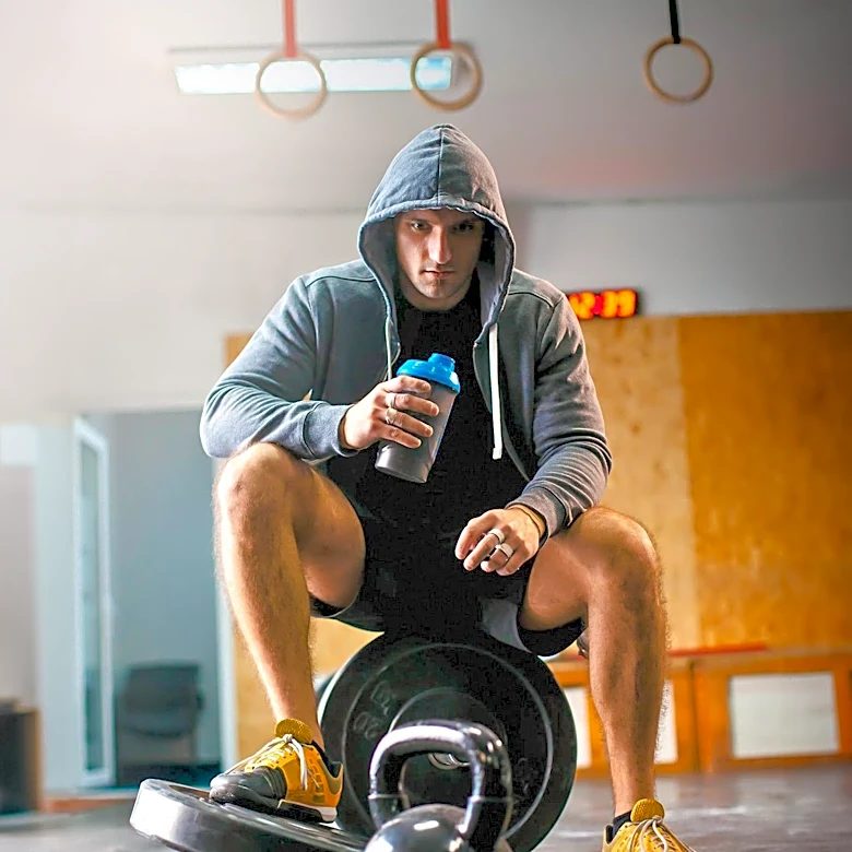 Fitness YouTuber Bradley Martyn Transforms Gym into Content Hub, Attracting Viewers with Workouts and Confrontations