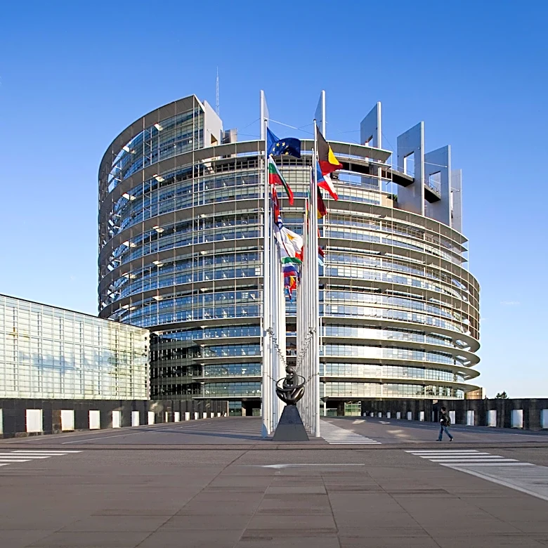 Atlantic Council Analyzes EU's New Industrial Rulebook Impact on Central Europe