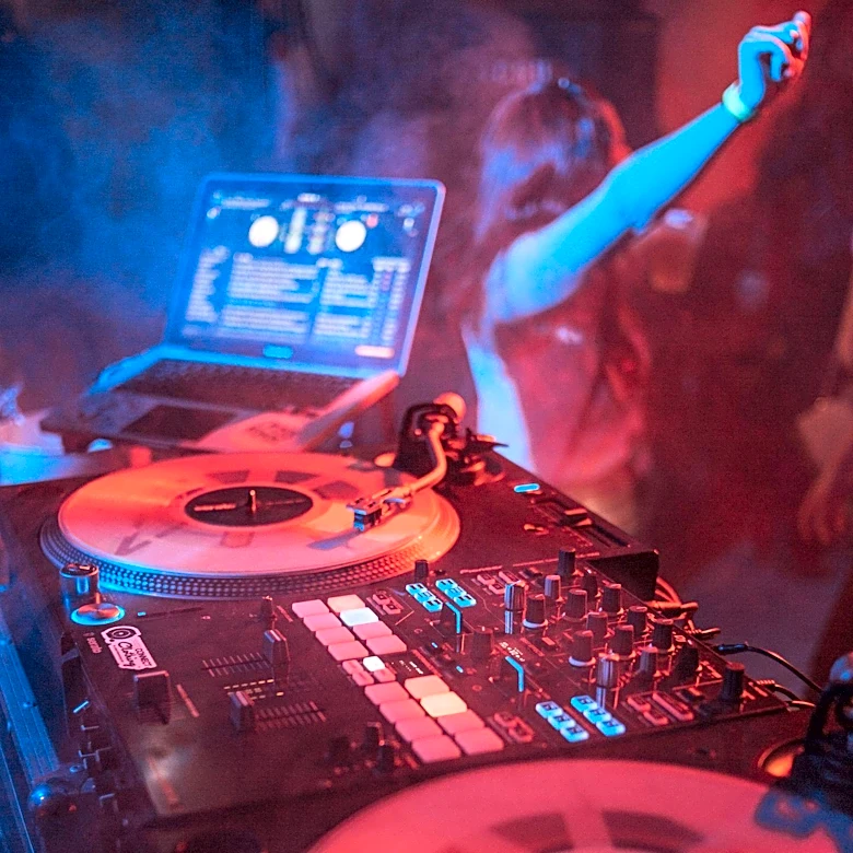 Hip-Hop DJs Transition from Block Parties to Corporate Events, Leveraging Crowd-Reading Skills