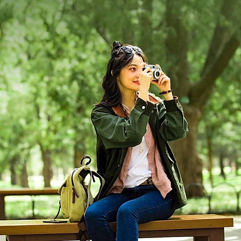 Serial Side Hustler Lucy Zheng Shares Insights on Building Multiple Income Streams and Navigating Failures