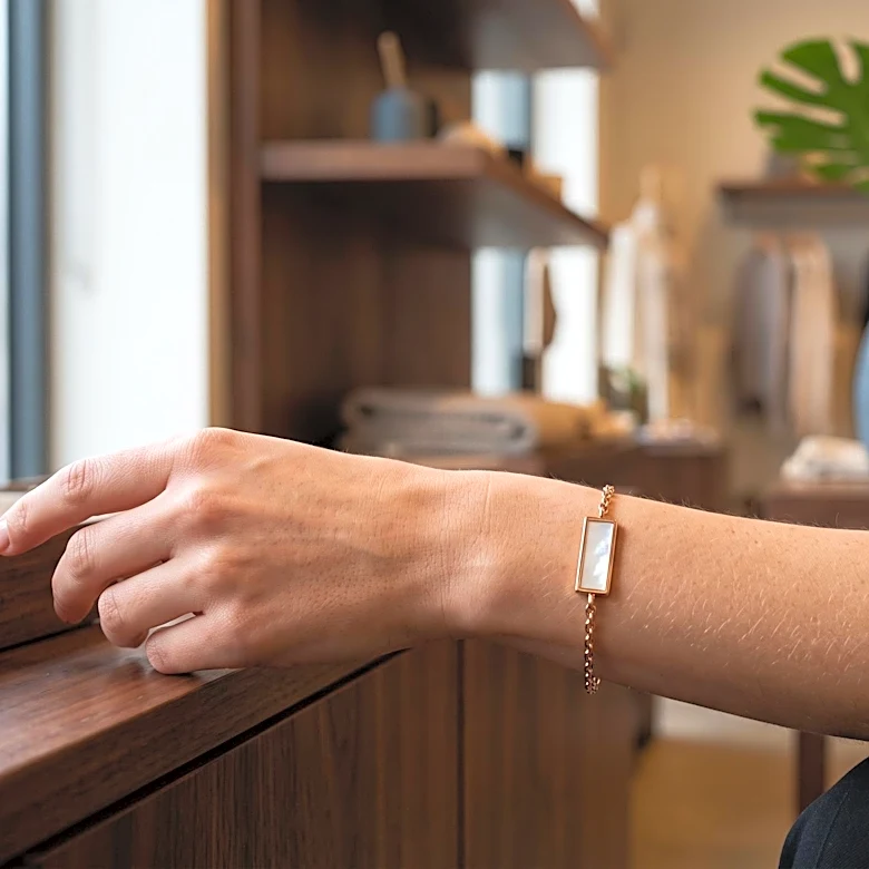 Luxury Watch Industry Shifts Towards Smaller Case Sizes, Mirroring Cartier's Enduring Design Philosophy