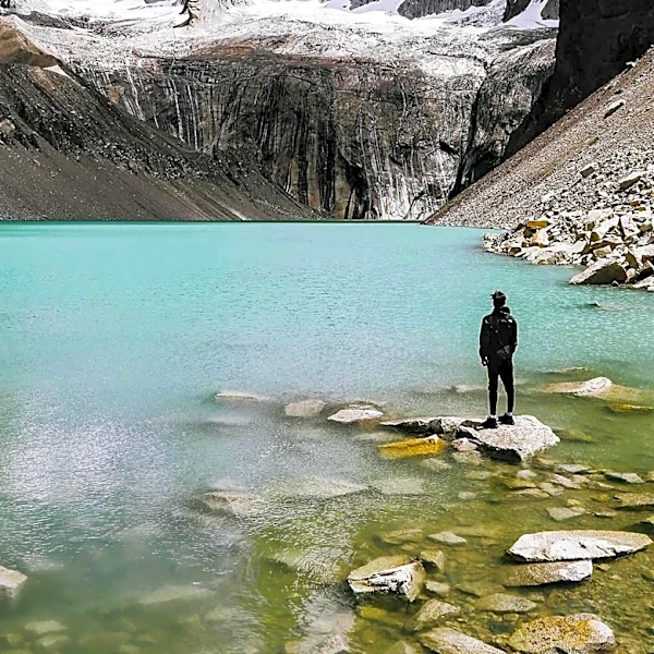 Patagonia Brand Provides Customer Service Contacts for U.S. and International Regions