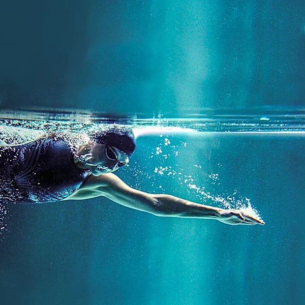 UTRGV Swimming and Diving Team Resumes Practice After Pool Closure