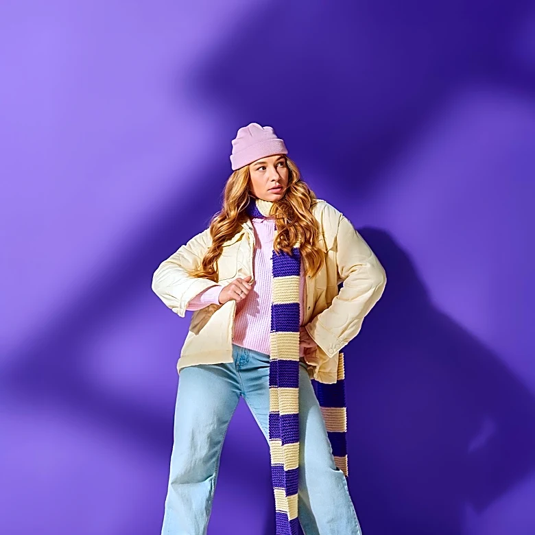 Gen Z Drives Resurgence of Y2K Mall Fashion, Elevating Vintage Prices