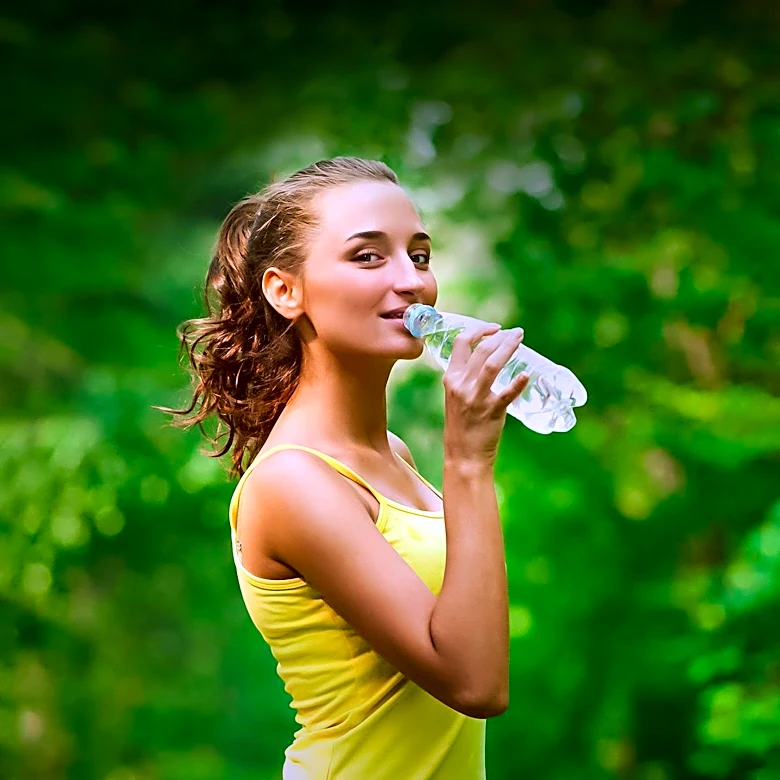 Harvard Health Publishing Highlights Hydration and Sleep as Crucial for Physical and Mental Health