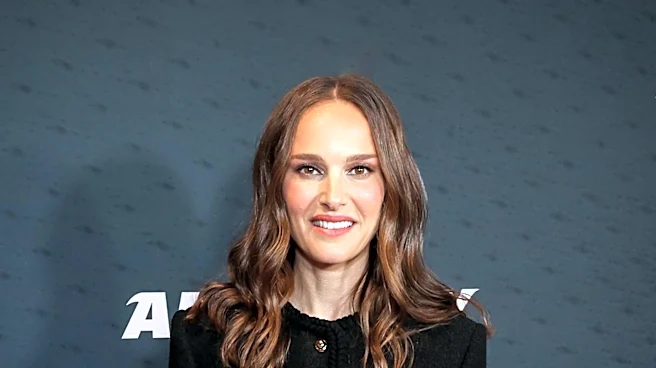 Rachel Cusk's Novel 'Life of M' Sparks Debate Over Alleged Natalie Portman Inspiration