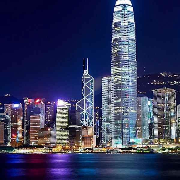Hong Kong Luxury Sales Continue Growth in August, Driven by E-commerce and Mega-Events