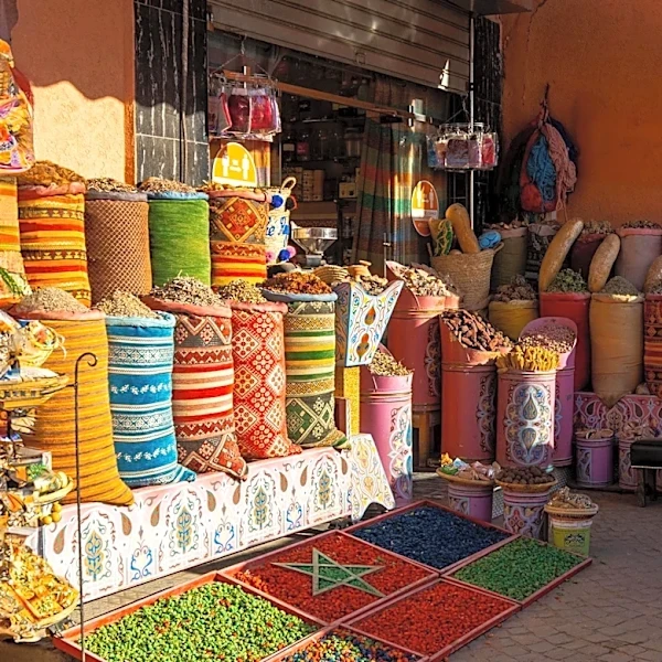 Bootleg Merchandise Market Thrives Amid High Demand and Supply Chain Issues