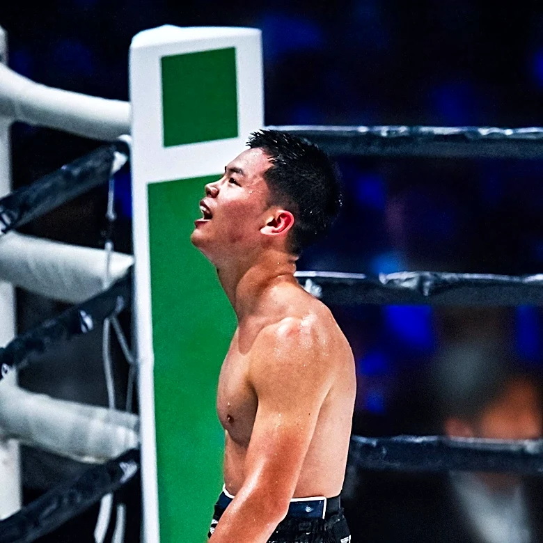 Oscar De La Hoya Declares Boxing in Its 'Worst Place' Despite Efforts to Stage Big Fights