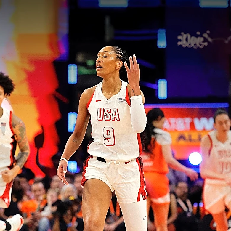 Las Vegas Review-Journal Photojournalist's A'ja Wilson Photo Goes Viral, Praised for Capturing Unfazed Focus