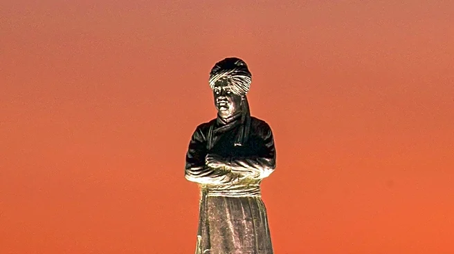 Hancock Whitney Bank Unveils Statue Honoring Former CEO and Gulfport Mayor George Schloegel