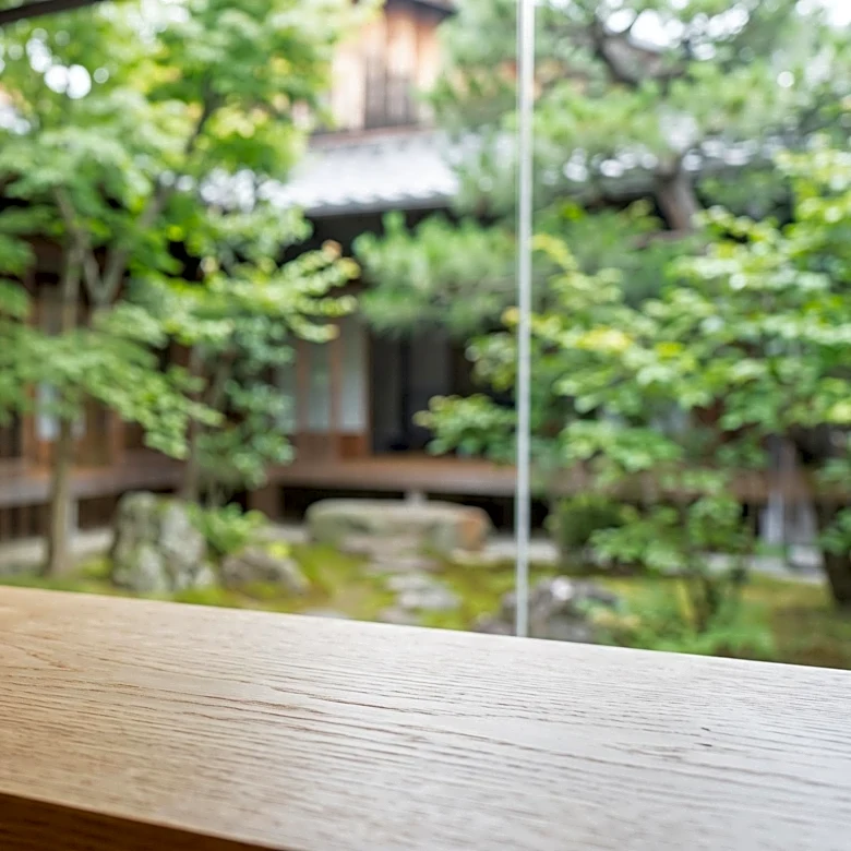 Airbnb Japan and mui Lab Launch Noise Monitoring Experiment in Kyoto to Address Community Concerns