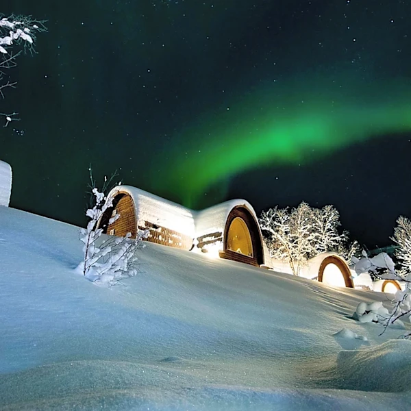 Luxury Hotel Near Tromsø Offers Premier Northern Lights Viewing Experience