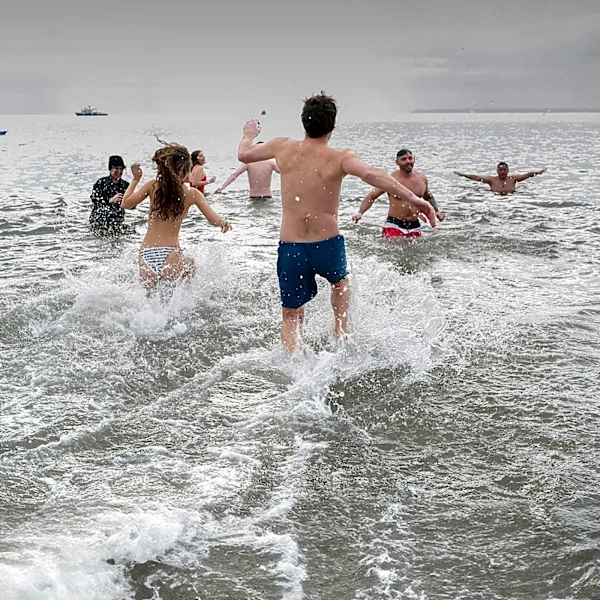 Iceology Cold Plunge Emphasizes Water Treatment for Cold Plunge Systems