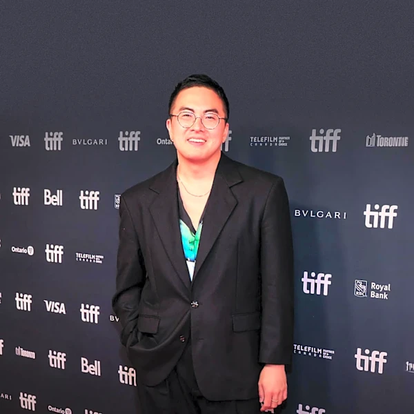 Bowen Yang Makes Broadway Debut in 'Oh, Mary!' as Mary Todd Lincoln
