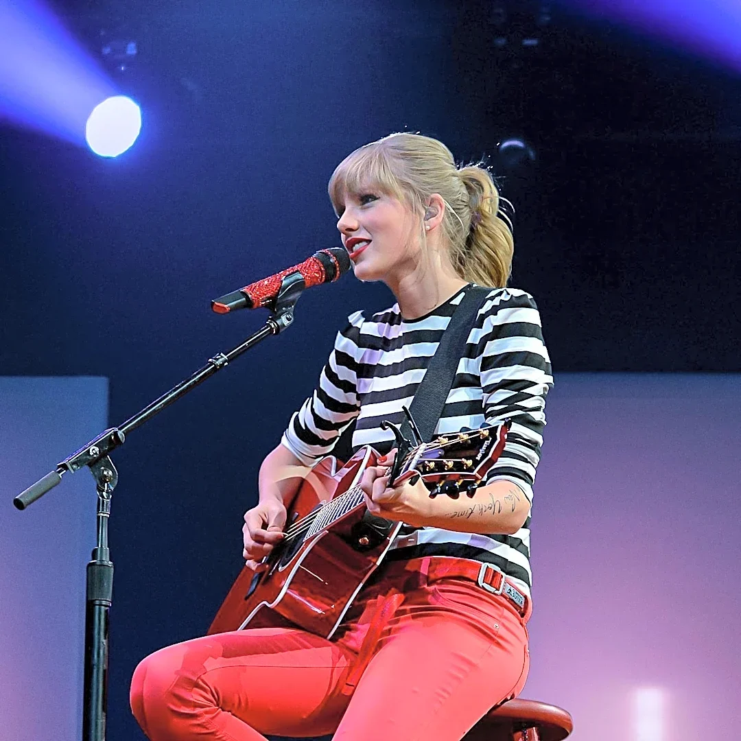 Jack Antonoff Discusses Vintage Gear and Production Philosophy for Taylor Swift's 'Midnights' Album