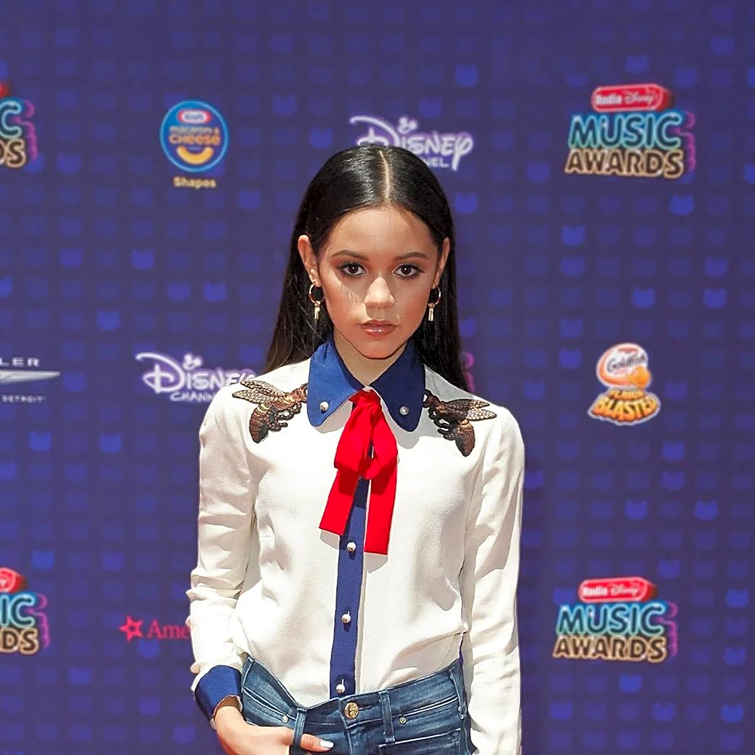 Jenna Ortega Adopts Trendy Maple Cinnamon Hair Color, Signaling Fall Beauty Trends