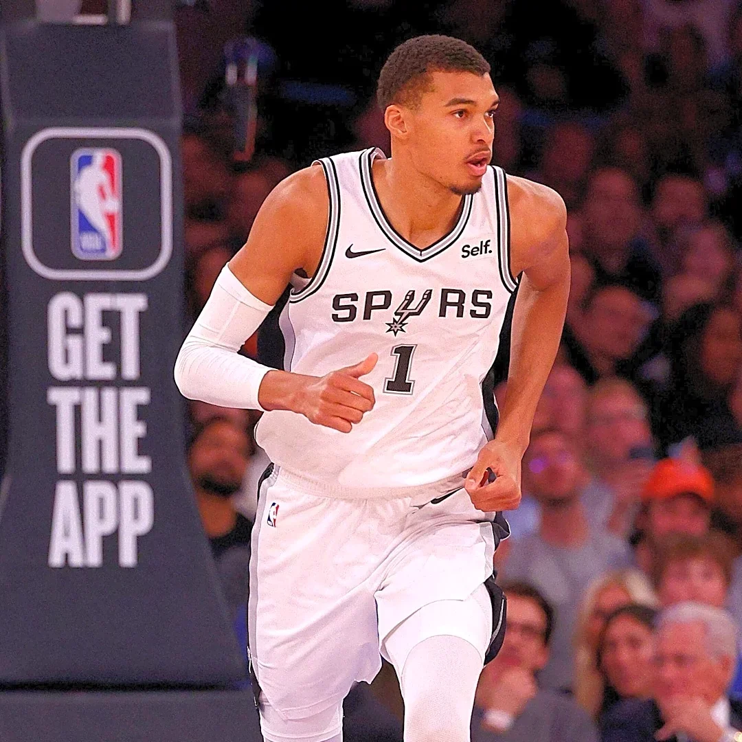 San Antonio Spurs Waive Taelon Peter, Potential G League Bonus Offered