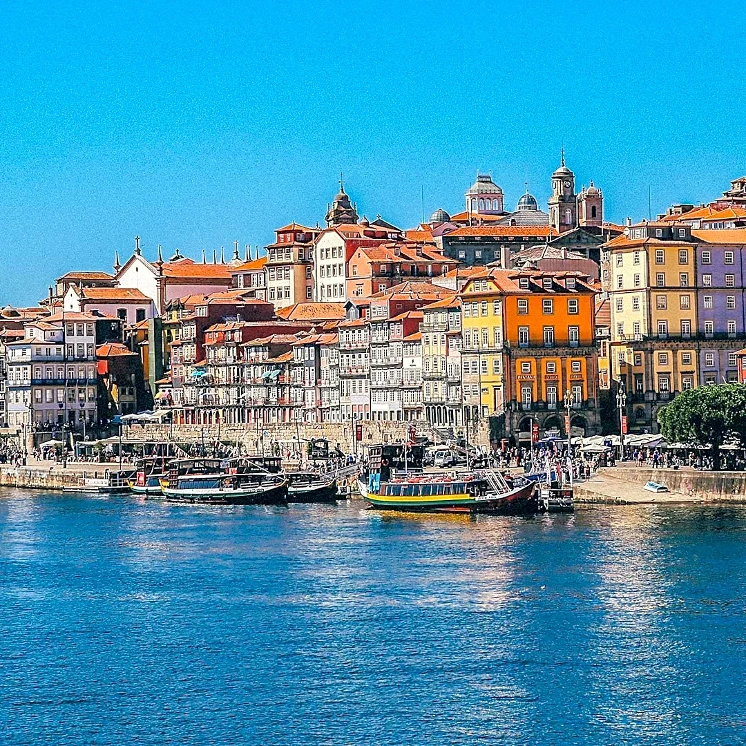 Canadian Snowbirds Explore Portugal as Alternative to U.S. Destinations