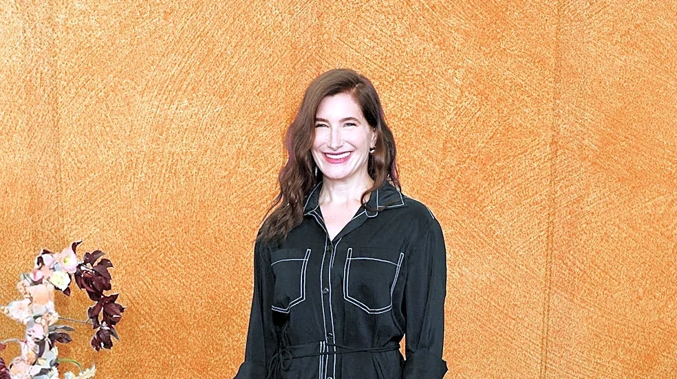 Kathryn Hahn Featured in 'Glass Onion: A Knives Out Mystery' on Netflix