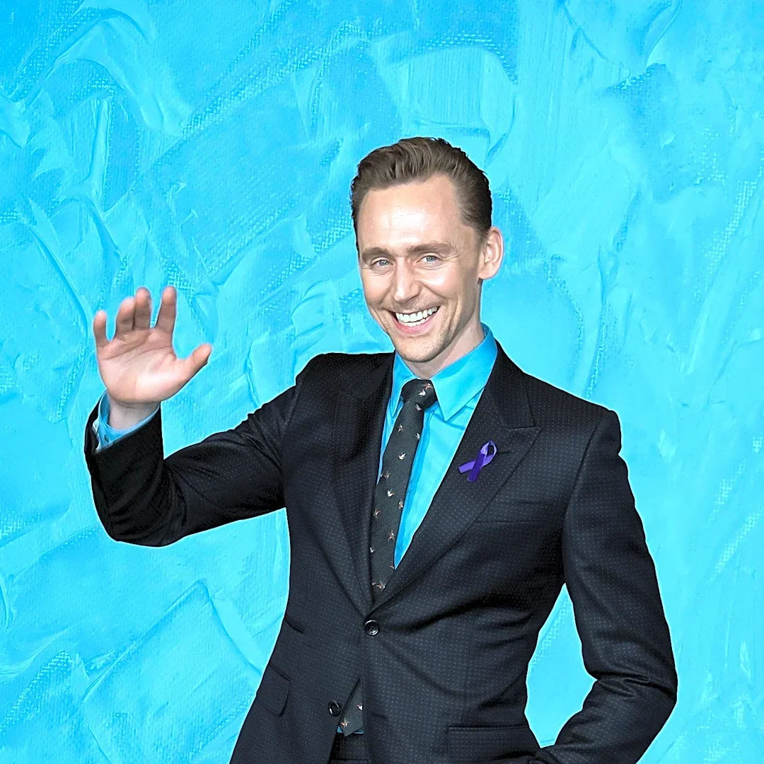 Tom Hiddleston Utilizes 'Death Run' as Self-Diagnostic Tool, Highlighting Interoceptive Awareness in Men's Wellness
