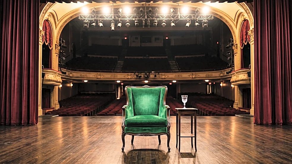 Mason Alexander Park to Make Broadway Debut in "MUCH ADO ABOUT NOTHING"