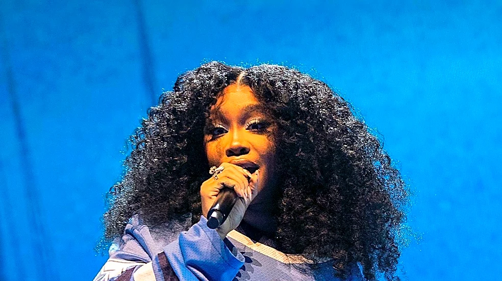 SZA Responds to Fan Compliment on BBL Years After Expressing Regret