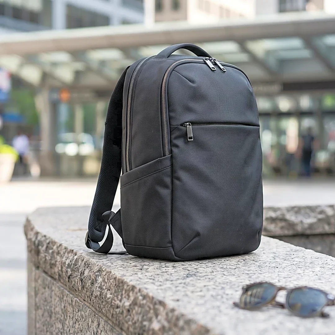 Travelon Bags Introduces Anti-Theft Urban Tour Bag with 5-Point Security System